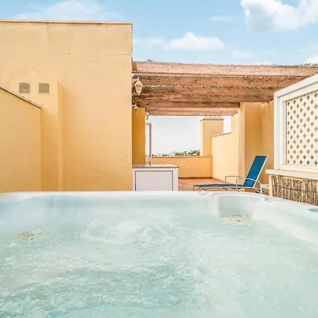 Beautiful In Benahavis With Outdoor Swimming Pool, Jacuzzi And 1 Bedrooms Tatil Evi