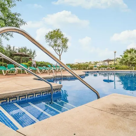 Beautiful In Benahavis With Outdoor Swimming Pool, Jacuzzi And 1 Bedrooms