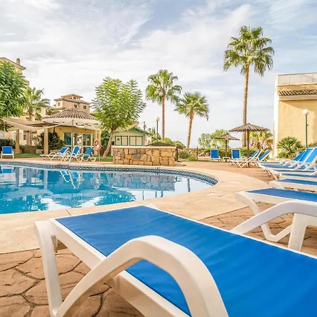 Beautiful In Benahavis With Outdoor Swimming Pool, Jacuzzi And 1 Bedrooms