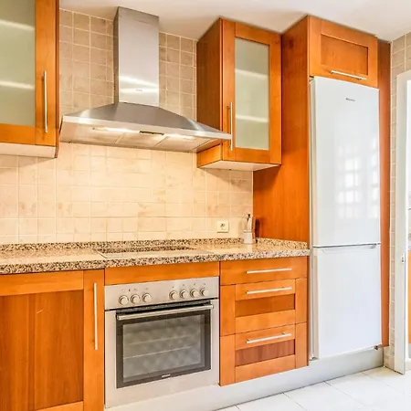 Beautiful In Benahavis With Outdoor Swimming Pool, Jacuzzi And 1 Bedrooms *